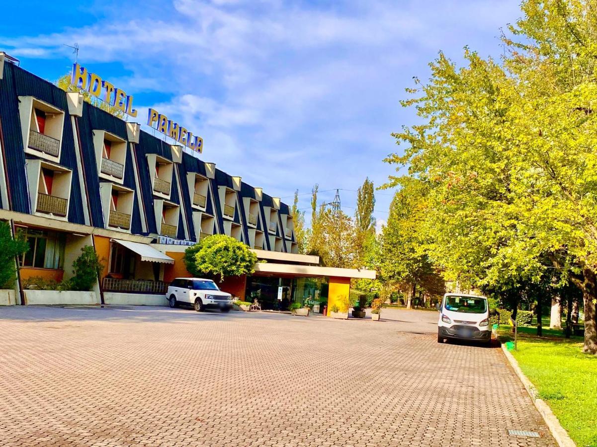 Hotel Pamela San Pietro in Casale Ngoại thất bức ảnh
